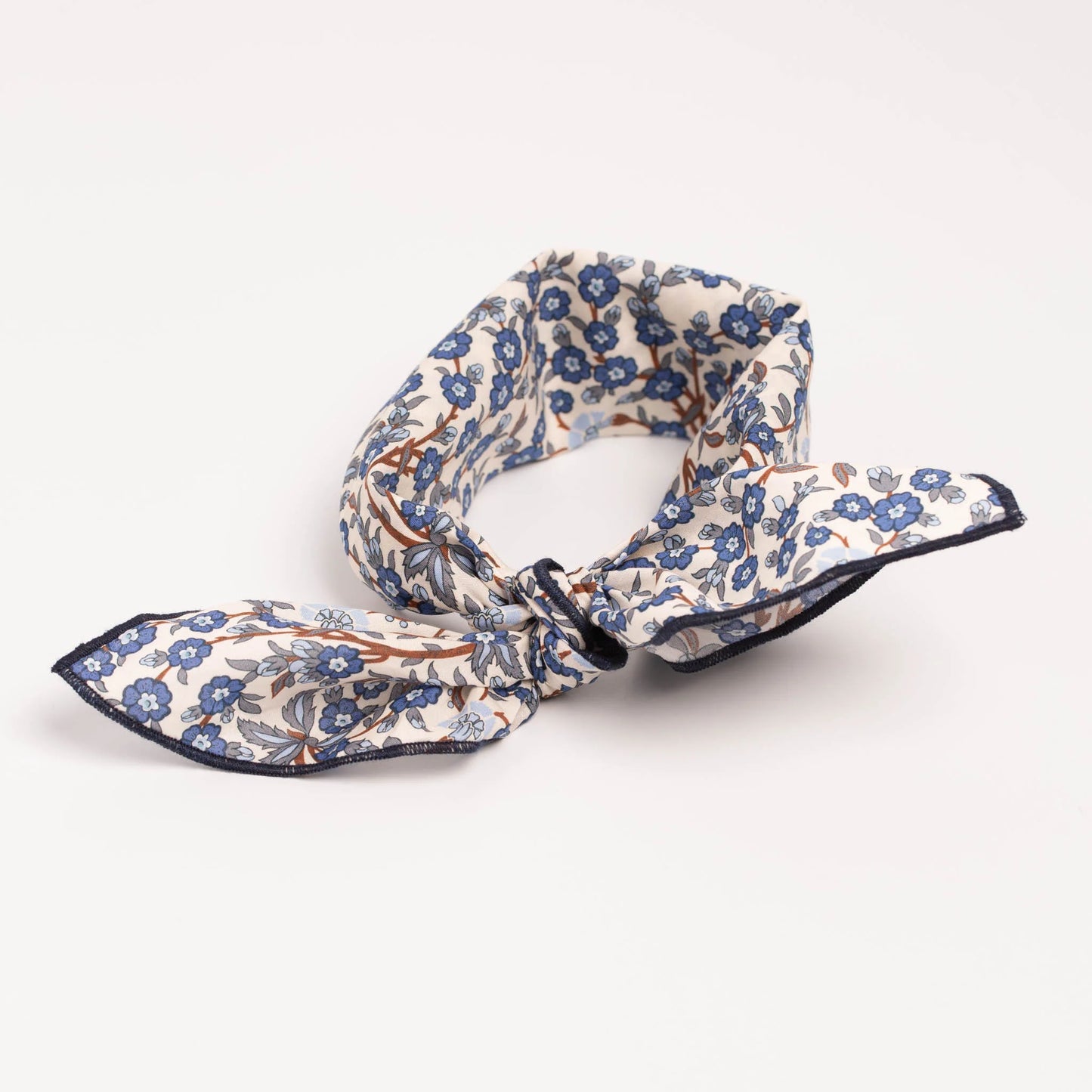 PAÑUELO EMPRESS LIBERTY
