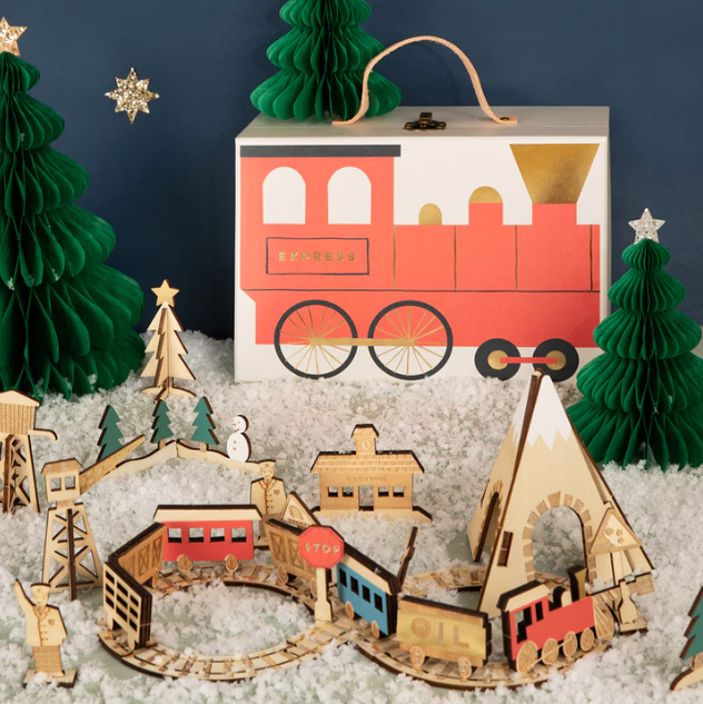 CALENDARIO DE ADVIENTO TREN DE MADERA